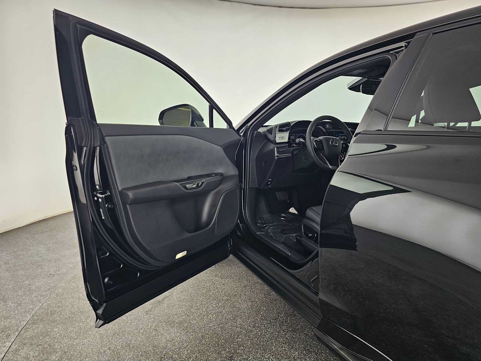 Certified 2026 Lexus RZ 350e 2WD w/ Accessory Package (Z1) image 19