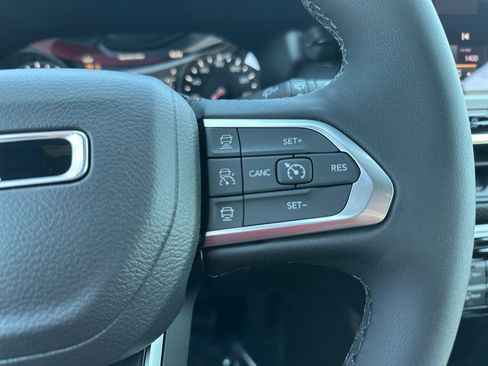 New 2025 Jeep Compass Limited w/ Sun & Sound Group AWD/4WD image 20