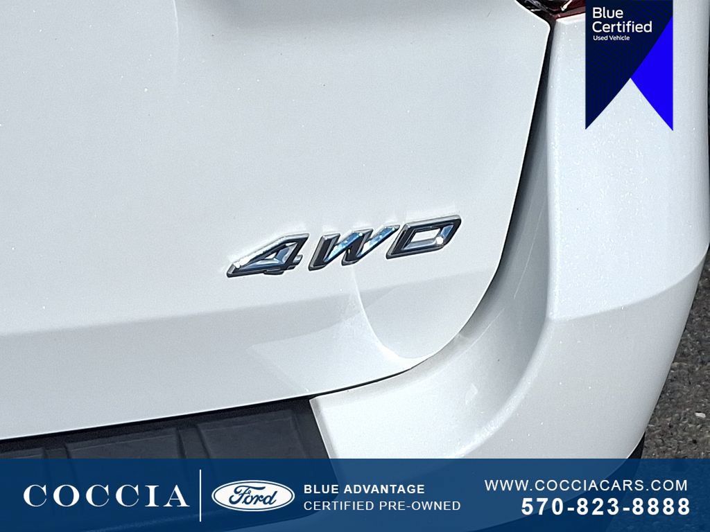 Certified 2023 Ford Explorer XLT w/ Equipment Group 202A AWD/4WD image 32