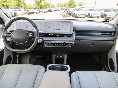 Certified 2024 Hyundai Ioniq 5 Limited RWD image 13