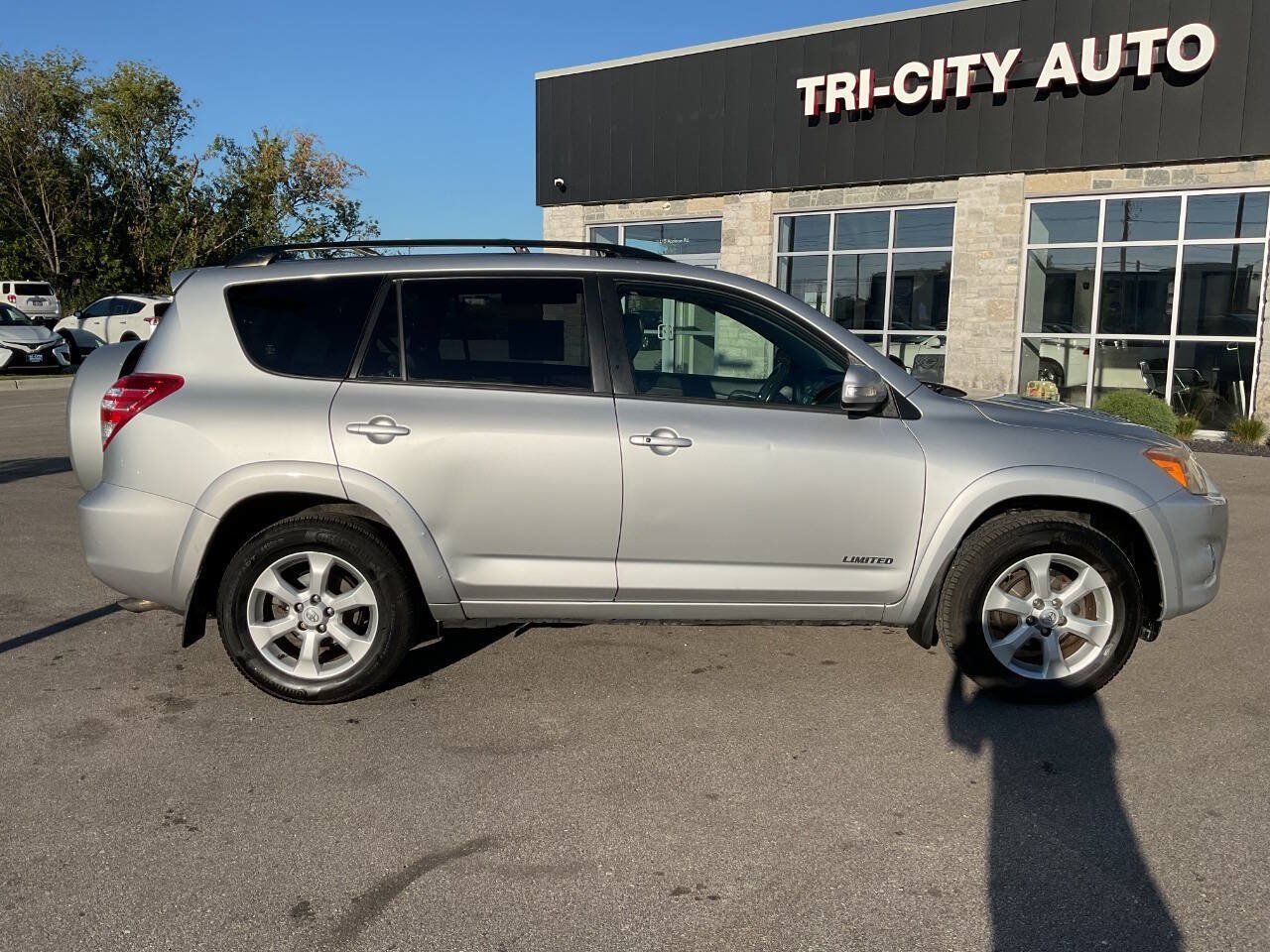 Used 2009 Toyota RAV4 Limited w/ Limited Extra Value Pkg AWD/4WD image 9