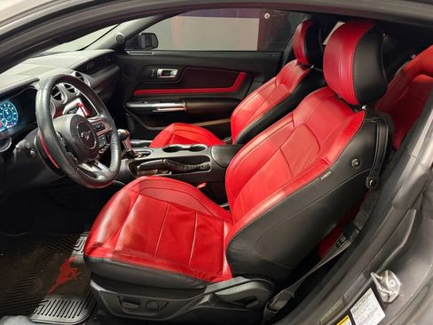 Used 2021 Ford Mustang GT Premium w/ Equipment Group 401A image 5