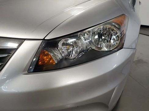 Used 2011 Honda Accord LX image 27
