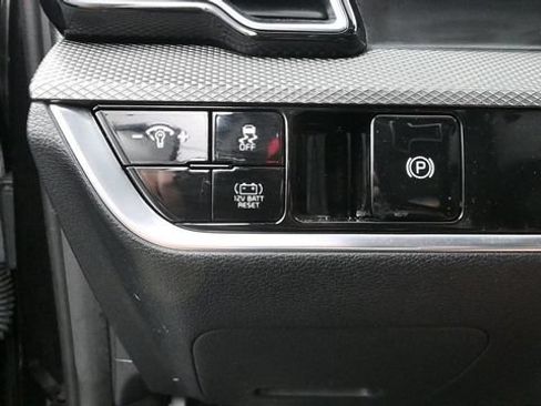 Used 2023 Kia Sportage LX AWD/4WD image 26