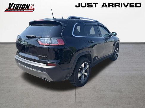 Used 2019 Jeep Cherokee Limited AWD/4WD image 5