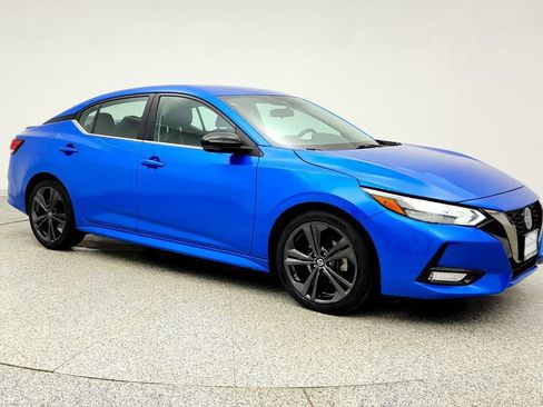 Used 2021 Nissan Sentra SR FWD image 3