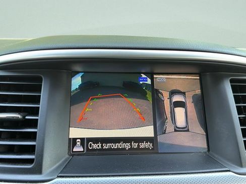 Used 2017 Nissan Pathfinder SL AWD/4WD image 30
