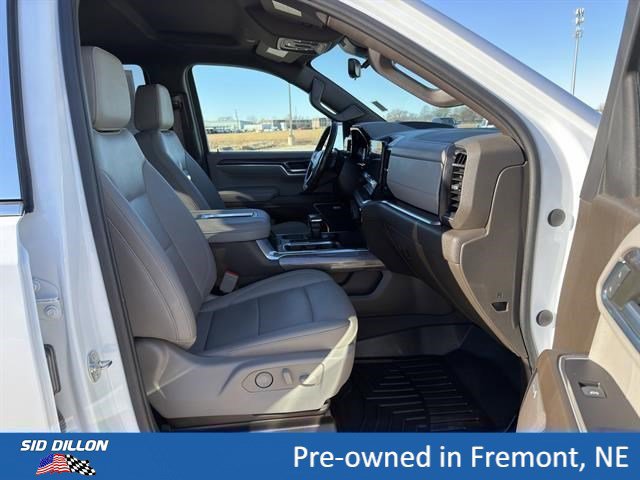 Certified 2022 Chevrolet Silverado 1500 LTZ w/ Technology Package AWD/4WD image 18
