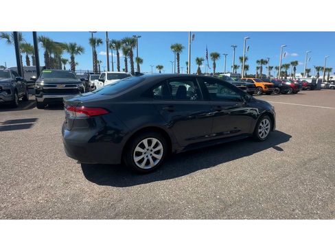 Used 2024 Toyota Corolla LE FWD image 2