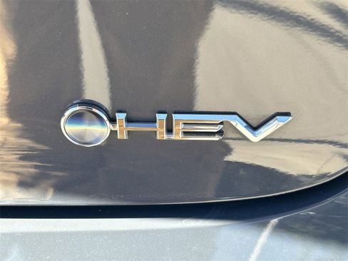 Certified 2025 Toyota Prius LE image 12