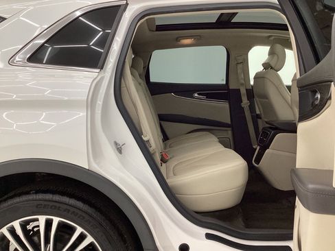 Used 2017 Lincoln MKX Reserve w/ Lincoln MKX Climate Package AWD/4WD image 21