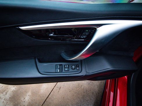 Used 2017 Acura NSX AWD/4WD image 16