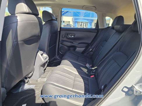 New 2026 Honda HR-V EX-L image 10