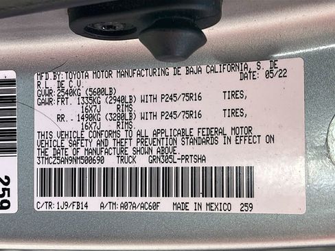 Used 2022 Toyota Tacoma SR image 29