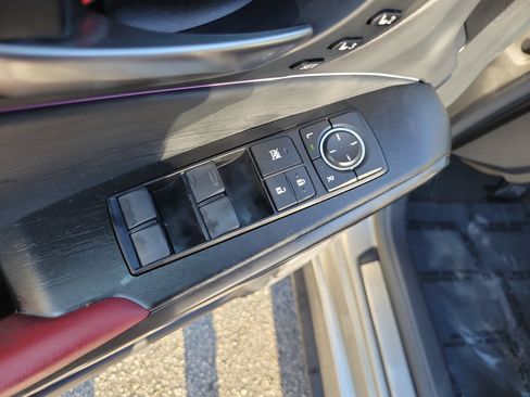 Used 2022 Lexus IS 300 w/ Premium Package image 14