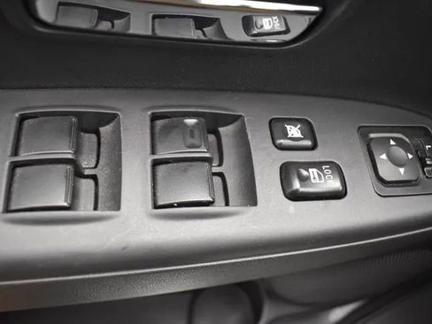 Used 2025 Mitsubishi Outlander Sport LE AWD/4WD image 21