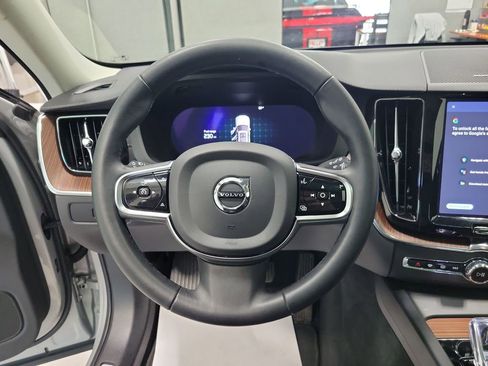 Used 2023 Volvo XC60 B6 Ultimate w/ Climate Package AWD/4WD image 37