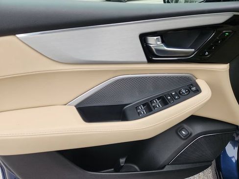 Certified 2025 Acura MDX SH-AWD image 12