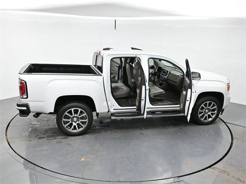 Used 2021 GMC Canyon Denali image 41