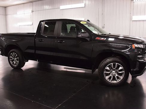 Used 2022 Chevrolet Silverado 1500 RST w/ Z71 Off-Road Package AWD/4WD image 9