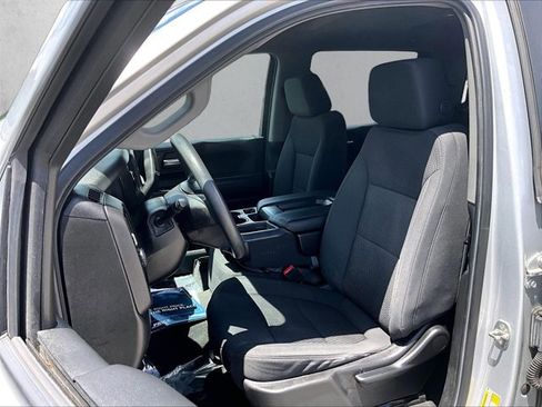 Used 2022 Chevrolet Silverado 1500 Custom image 26