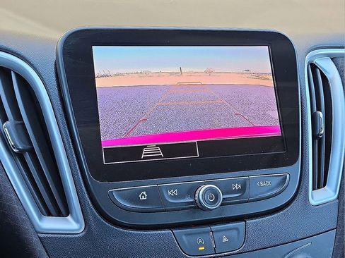 Used 2024 Chevrolet Malibu LT image 27