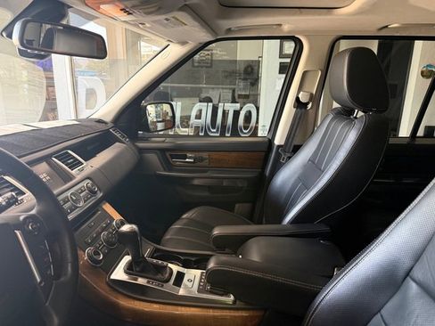 Used 2011 Land Rover Range Rover Sport HSE LUX AWD/4WD image 6