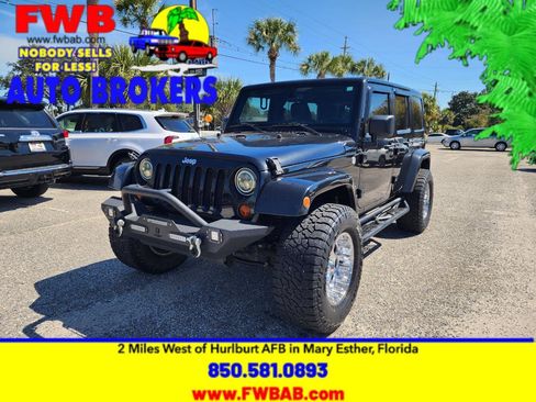 Used 2013 Jeep Wrangler Unlimited Sahara w/ Connectivity Group image 1