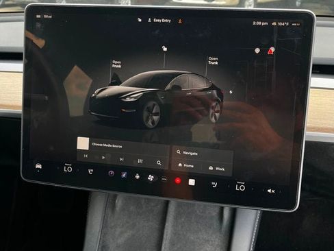 Used 2022 Tesla Model 3 Long Range AWD/4WD image 27