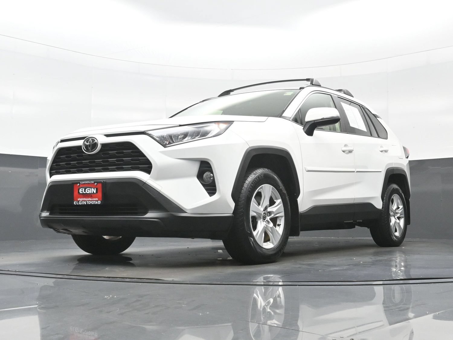 Used 2020 Toyota RAV4 XLE w/ XLE Grade Weather Package AWD/4WD image 28
