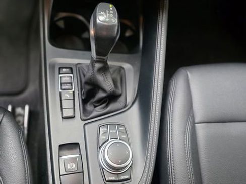 Used 2019 BMW X1 sDrive28i image 11