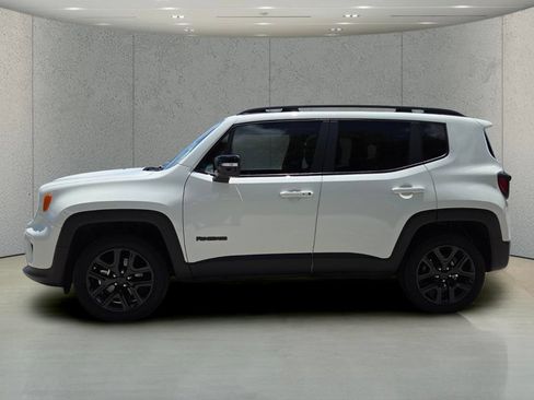 Used 2023 Jeep Renegade Altitude AWD/4WD image 7