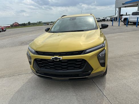 Used 2024 Chevrolet Trax ACTIV image 8