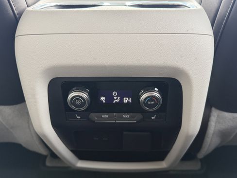 New 2026 GMC Acadia Denali w/ Super Cruise Package image 29