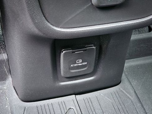 Certified 2022 GMC Terrain AT4 w/ Tech Package AWD/4WD image 35