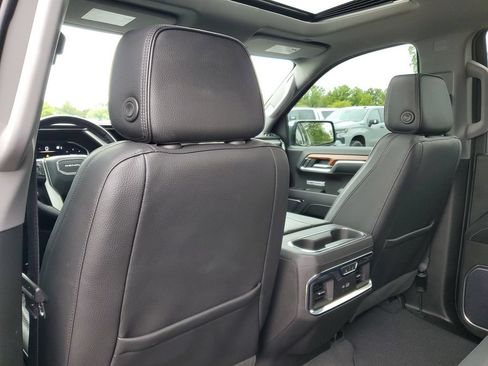 Used 2023 GMC Sierra 1500 Denali w/ Denali Reserve Package AWD/4WD image 30
