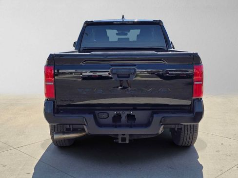 Certified 2025 Toyota Tacoma TRD Sport AWD/4WD image 4