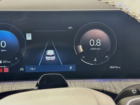 Used 2025 Hyundai Santa Fe Calligraphy FWD image 19