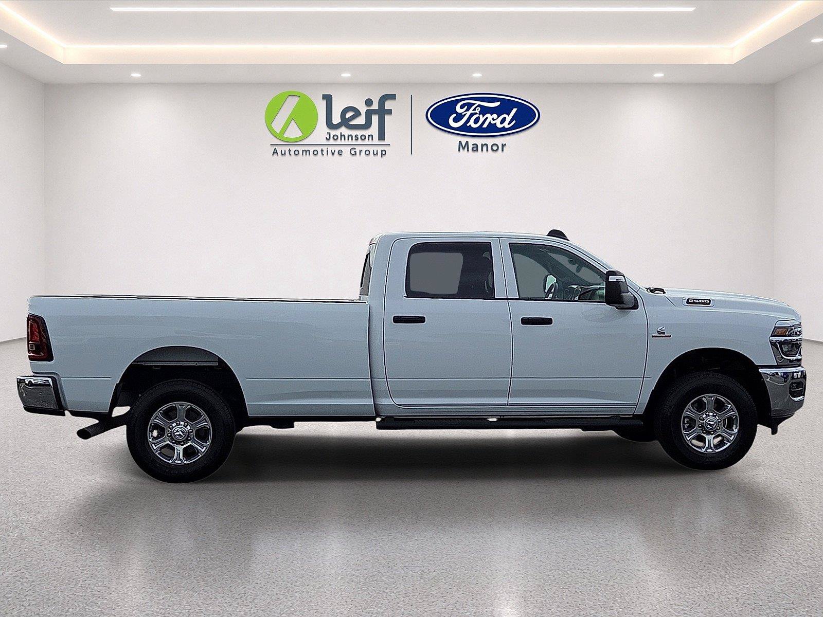 Used 2025 RAM 2500 Tradesman AWD/4WD image 9