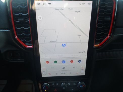 Used 2025 Ford Ranger Raptor image 8