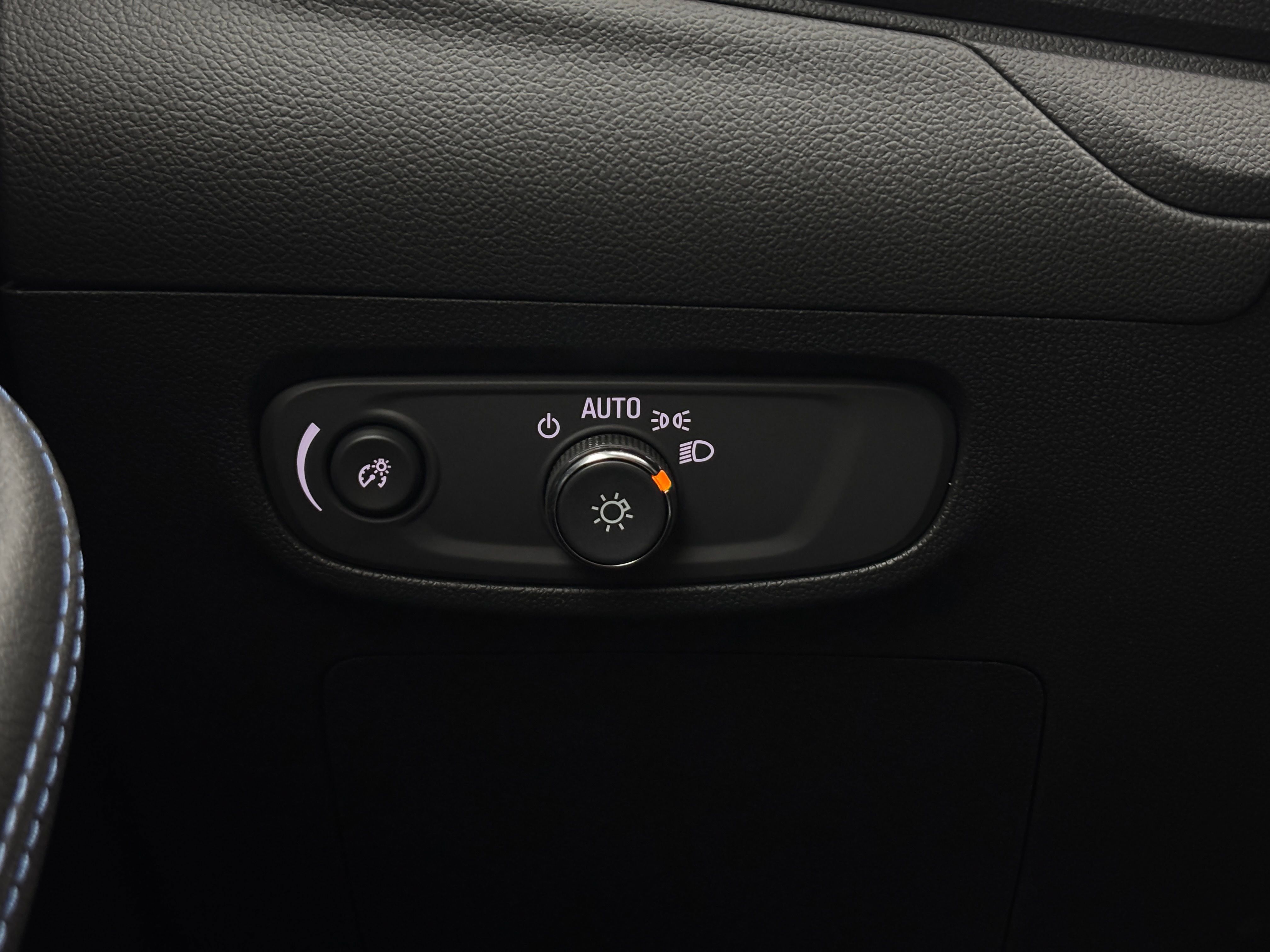 New 2026 Buick Encore GX Sport Touring w/ Advanced Technology Package FWD image 20