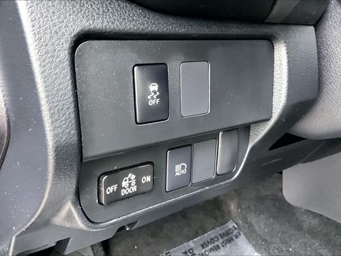 Certified 2022 Toyota Tacoma SR5 w/ SR5 Appearance Package (SM) AWD/4WD image 32