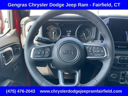 Certified 2025 Jeep Wrangler Unlimited Sahara w/ Safety Group AWD/4WD image 54