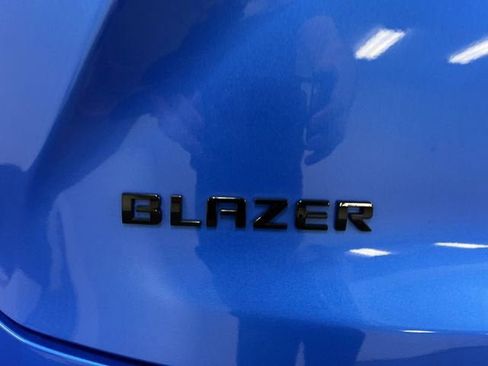 Certified 2024 Chevrolet Blazer LT w/ Convenience Package FWD image 31
