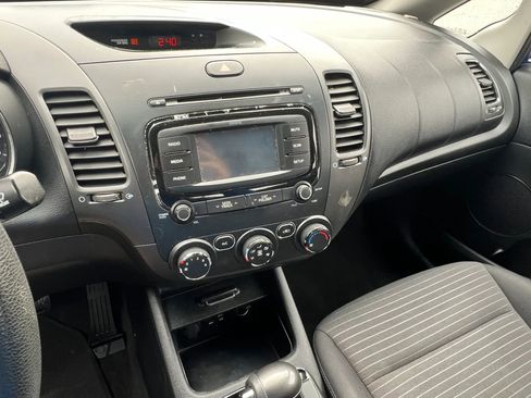Used 2017 Kia Forte LX w/ LX Popular Package FWD image 21