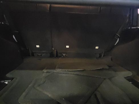 Used 2012 Jeep Wrangler Unlimited Sport image 16