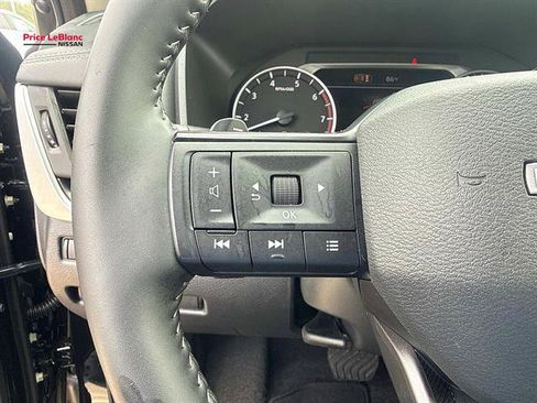 Used 2026 Nissan Rogue SV AWD/4WD image 22