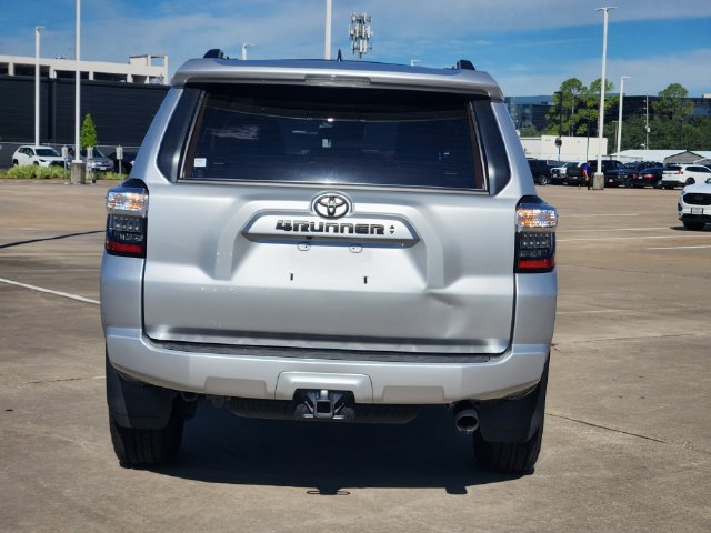 Used 2024 Toyota 4Runner SR5 Premium w/ Moonroof Package RWD image 6