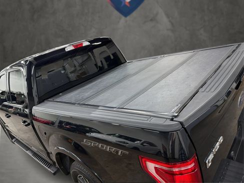 Used 2015 Ford F150 Lariat RWD image 38