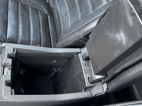 Used 2017 Ford Escape Titanium FWD image 59